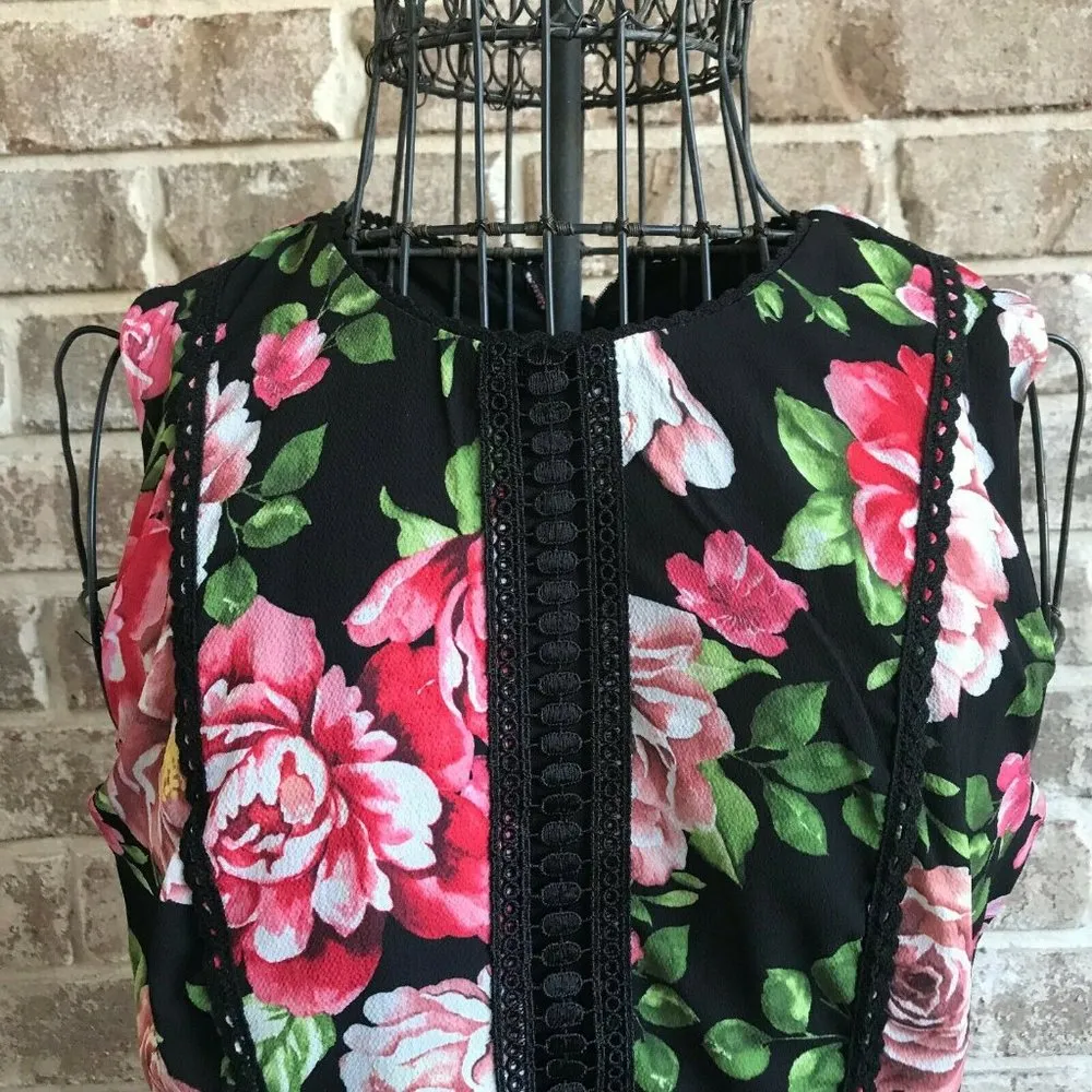 Disney Princess Floral Sleeveless Dress Small NWOT Back Zip Fit Flare Cr… - Image 2