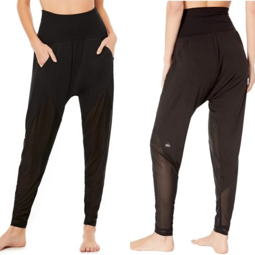 Alo Yoga Black Axis Pants XS - Image 3
