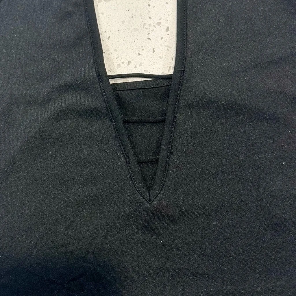 SHEIN Black Halter Top and Pink Crop Top Bundle - Image 7