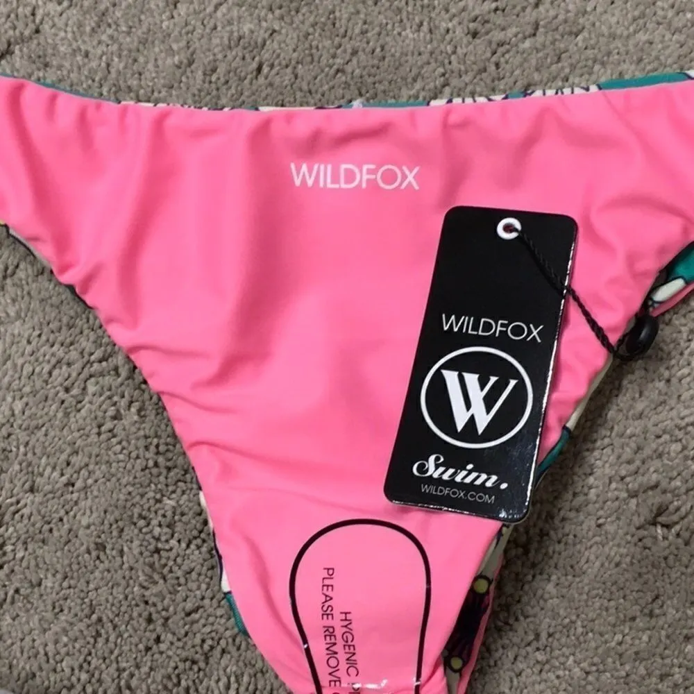 WILDFOX 60’s Brazilian floral reversible bikini. S-top/L-bottoms - Image 5