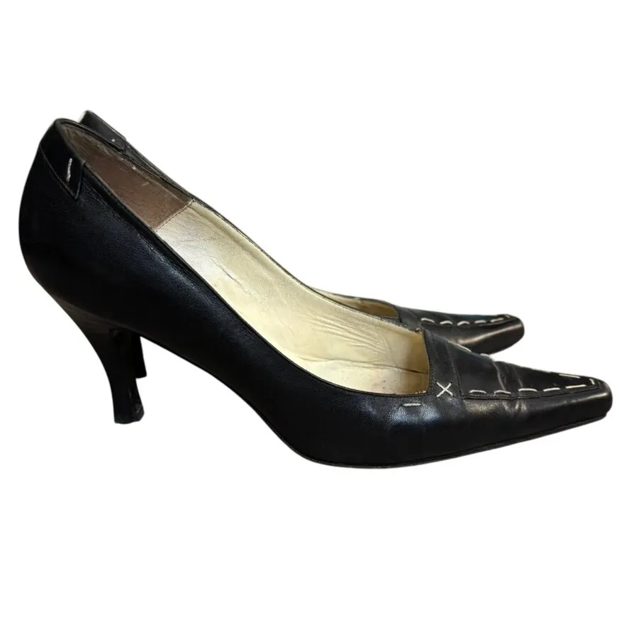 Vintage BCBG Maxazria Leather Pumps Sz 8.5B Black Made in Italy pointed Toe Chic - Image 5