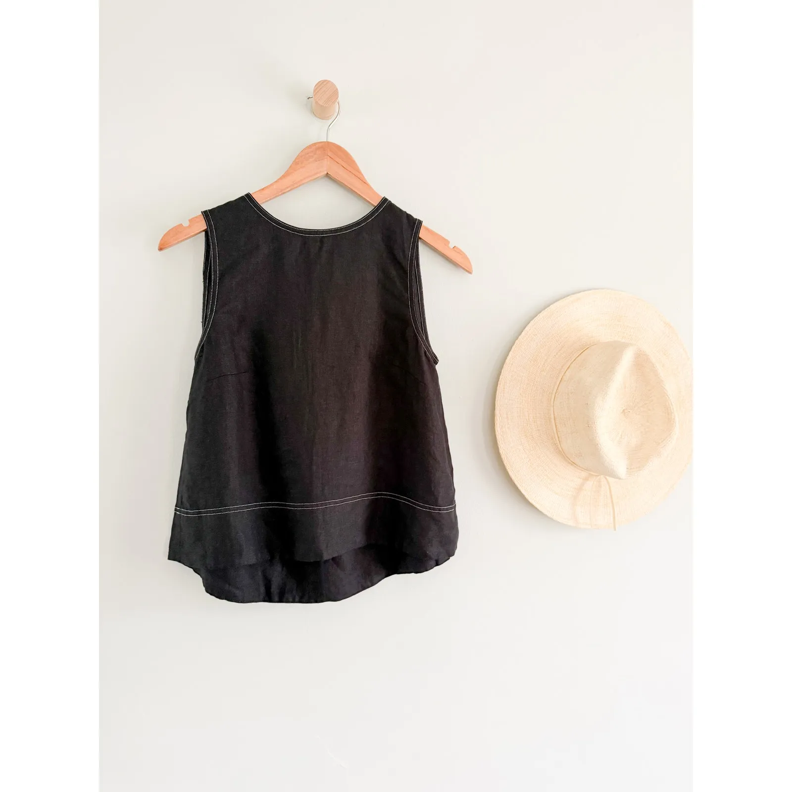 Madewell | NWOT Linen Pleated Shell Tank Top in Jet Black | Sz XS - Image 2