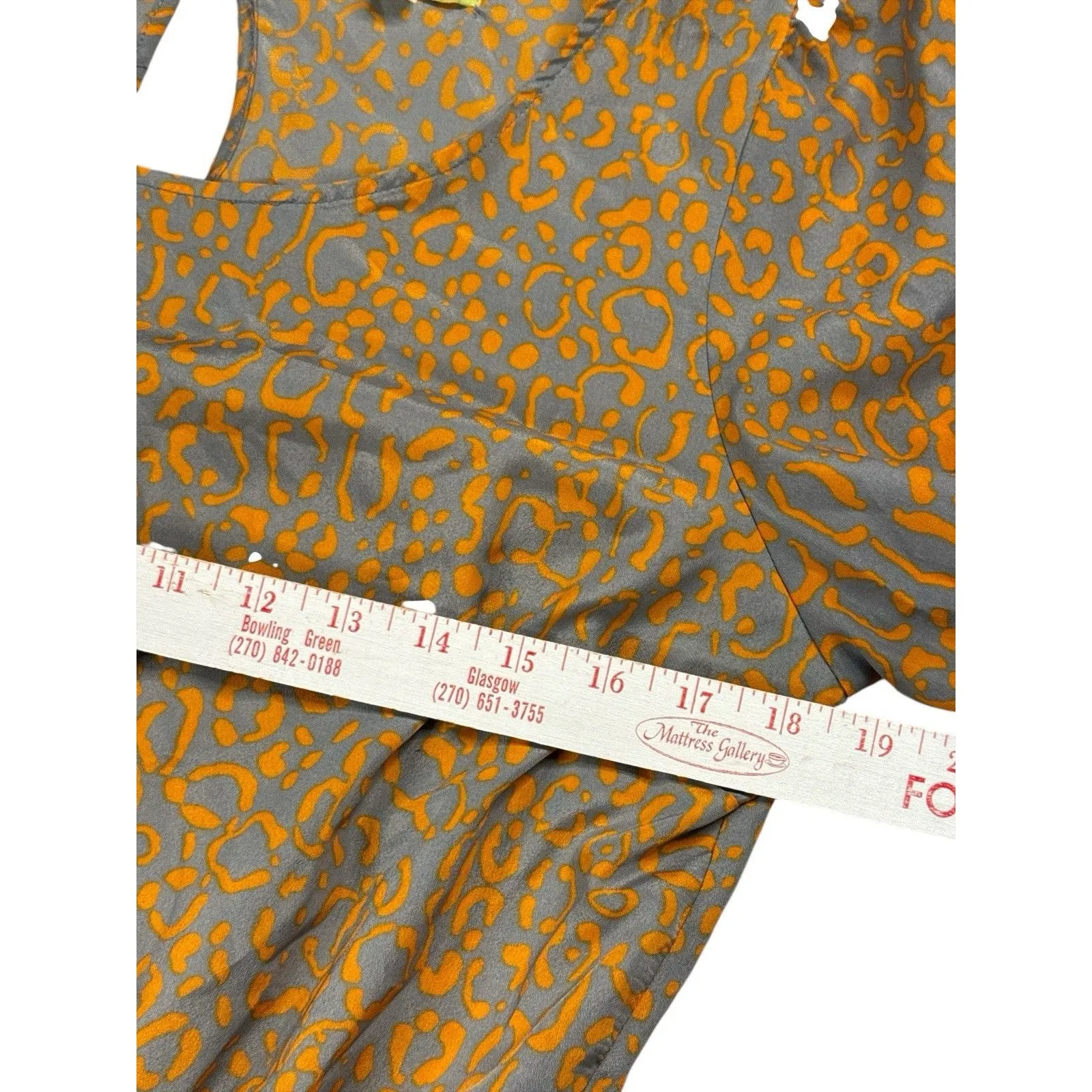 Gianni Bini Long Sleeve Ruffle Hem Dress Gray Orange Animal Print‎ Medium Boho - Image 8