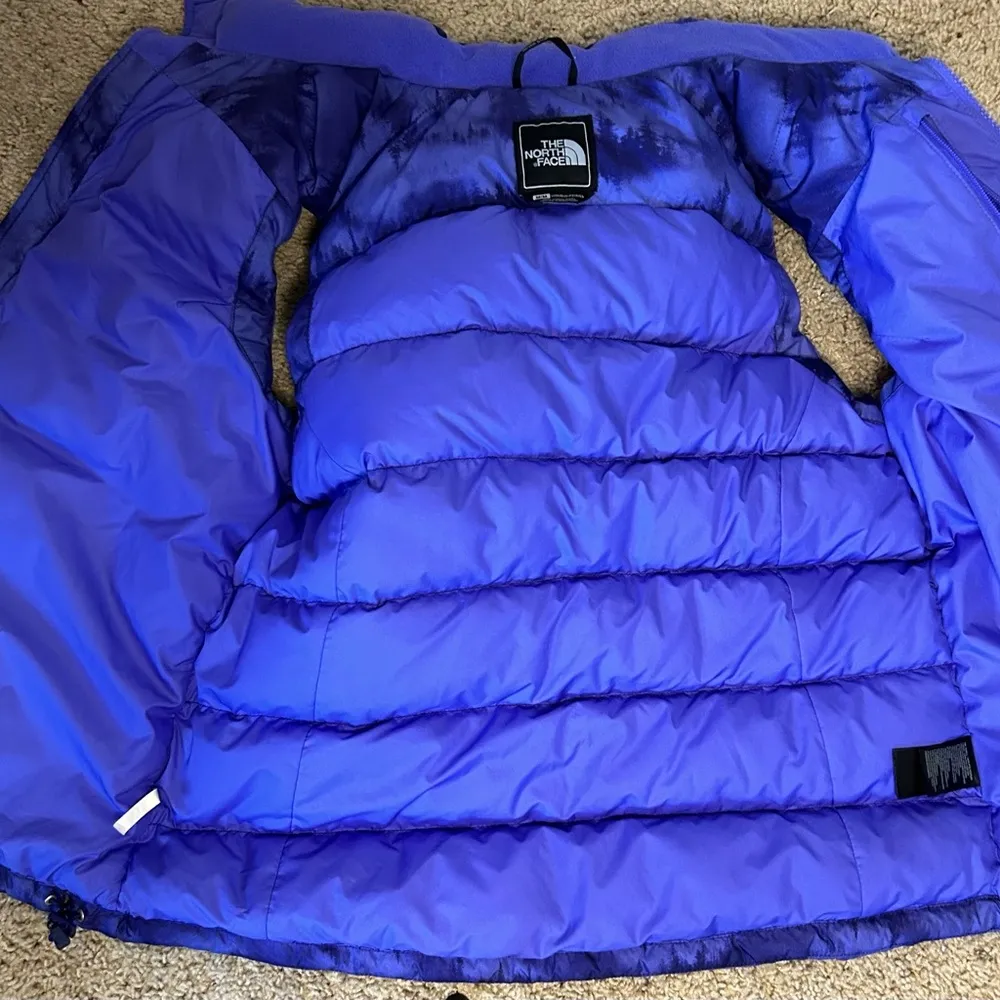 The North Face TNF Nuptse 2 700 Down Puffer Vest Purple Tree Print Puffer Sz M - Image 4