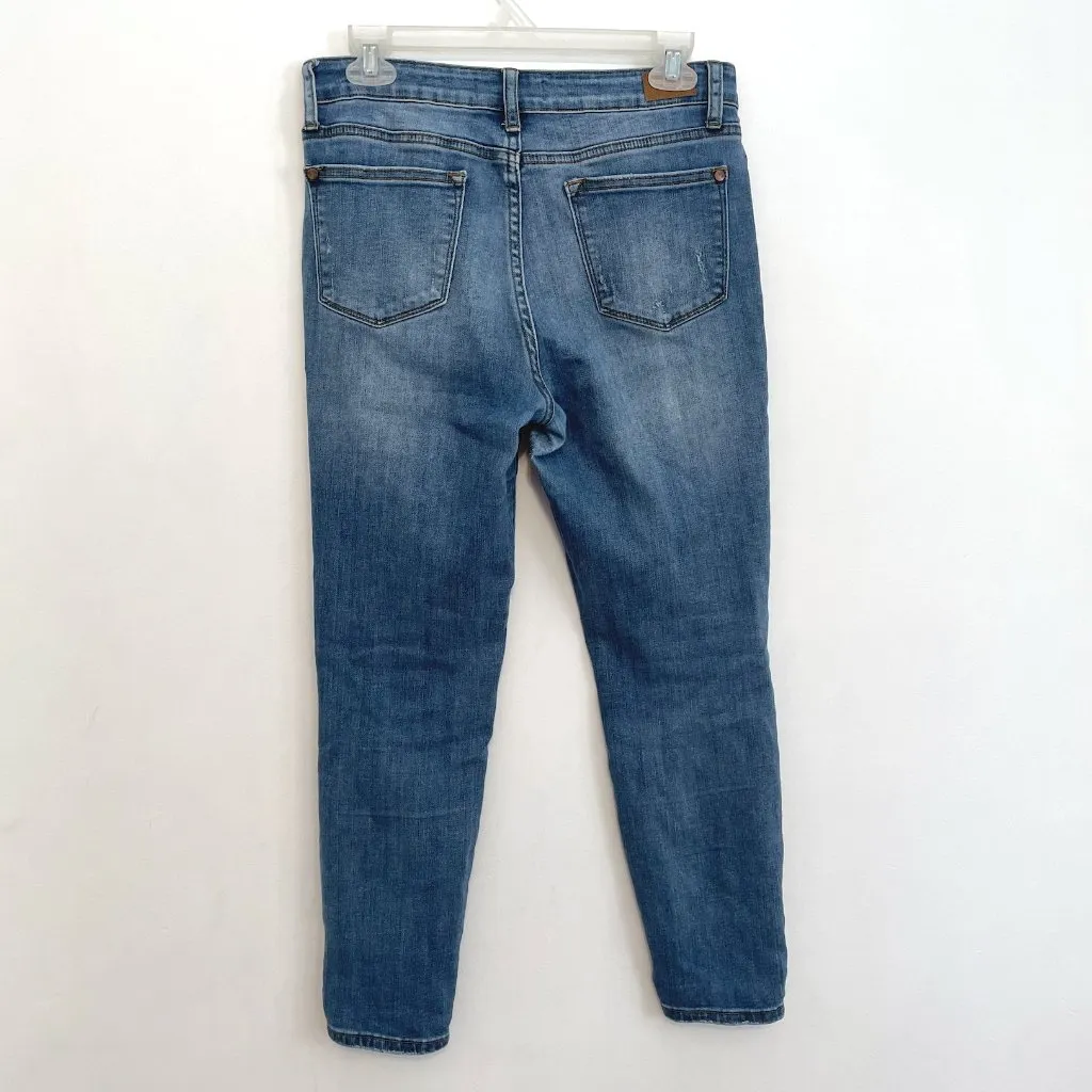 JUDY BLUE Adelene Mid Rise Girlfriend Cuffed Distressed Jean Medium Relaxed Fit - Image 12