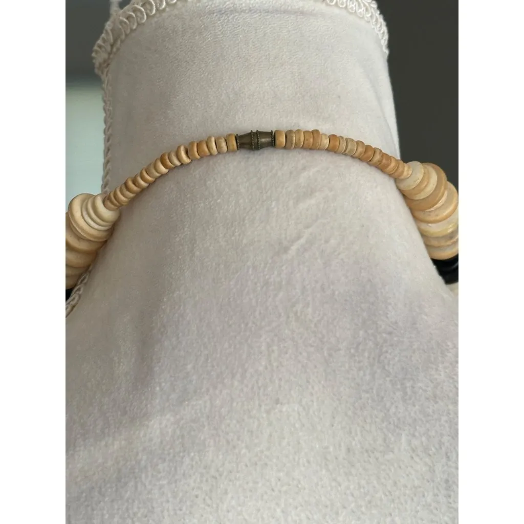 Chunky Graduated Wood Disc VTG Collar Necklace African Tribal Carved Cat Figures Black - Image 4