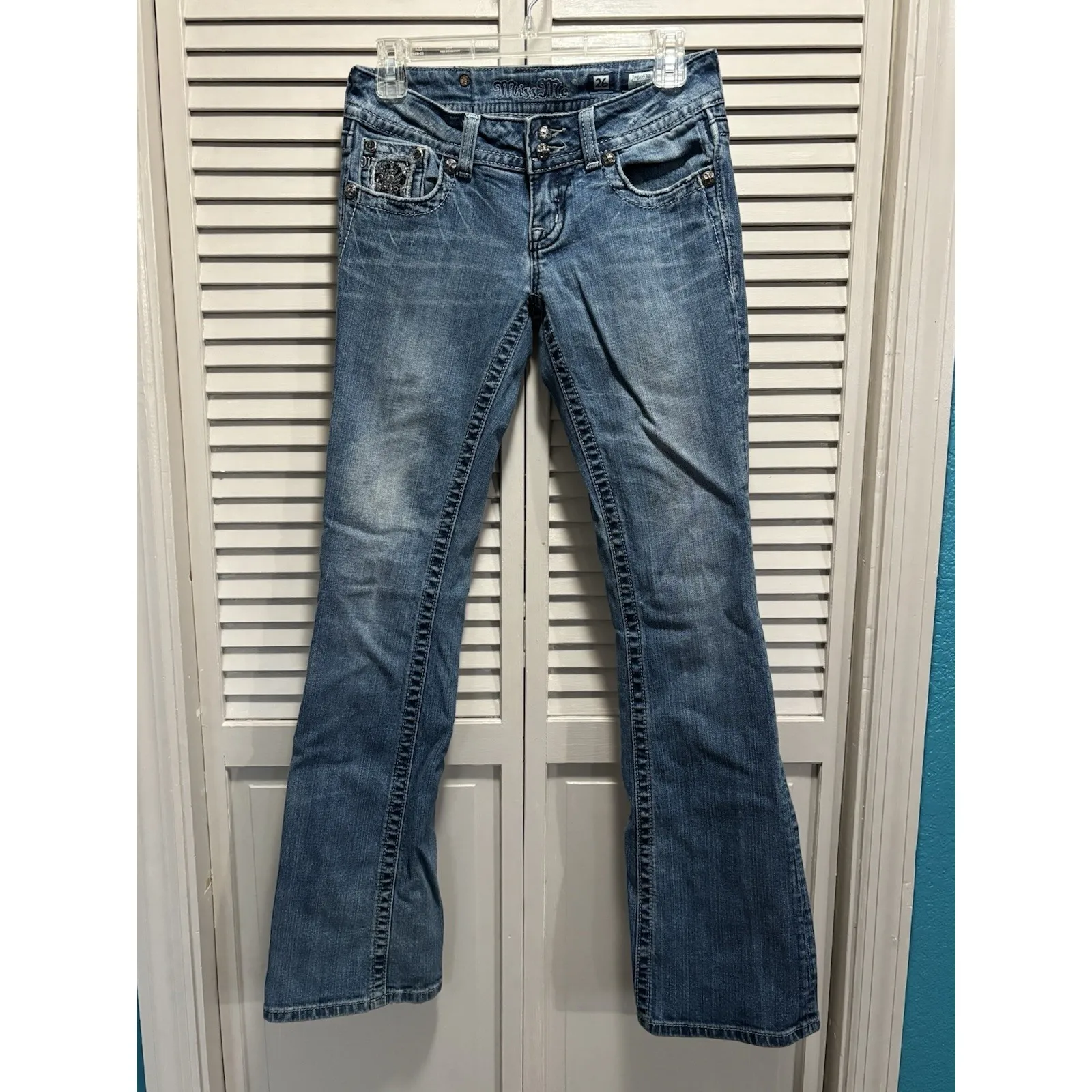 Miss Me Easy Boot  Denim Jeans Embroidered/Gems Med Wash Logo Size 26 Low Rise - Image 11