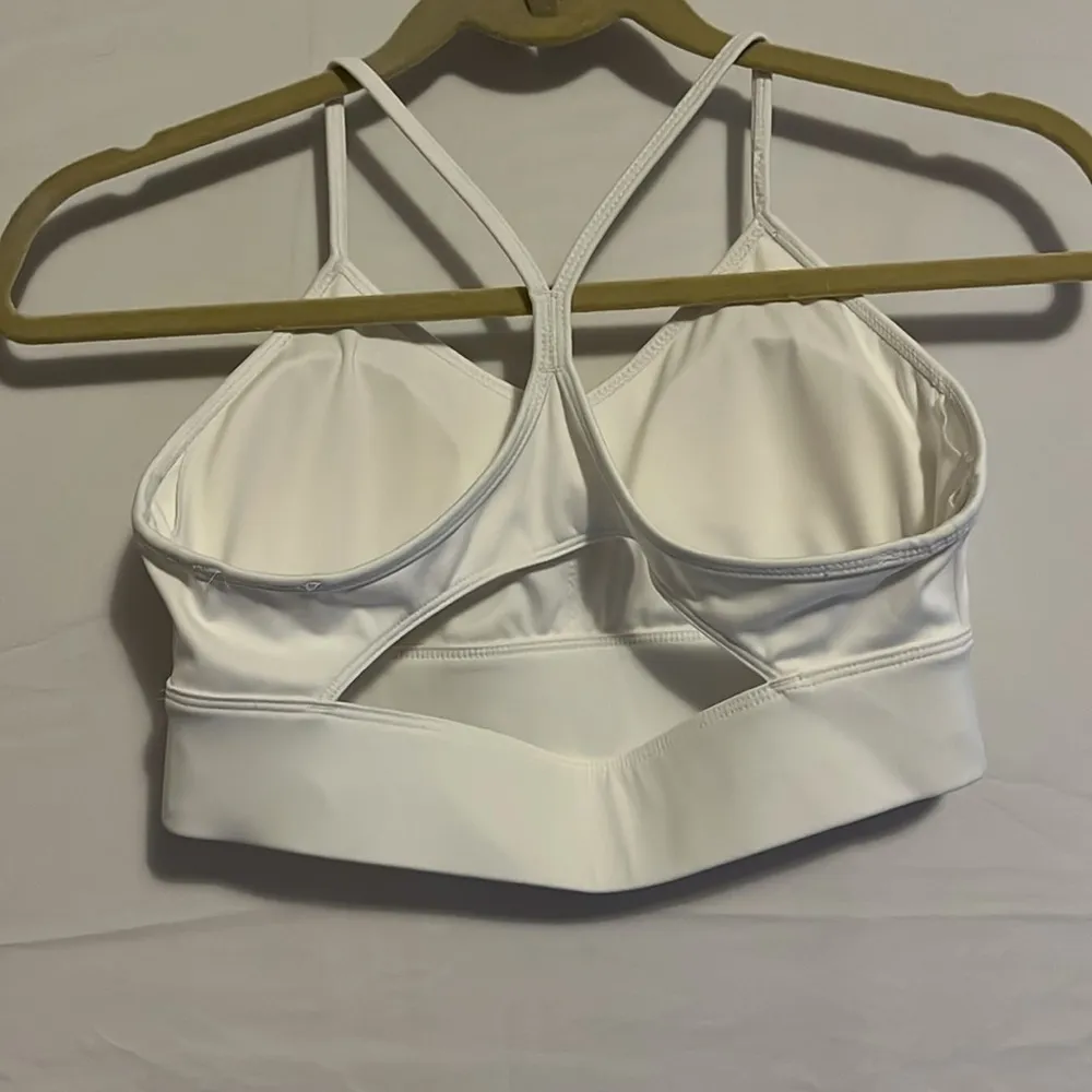 Reebok Sports Bra‎ size small - Image 3