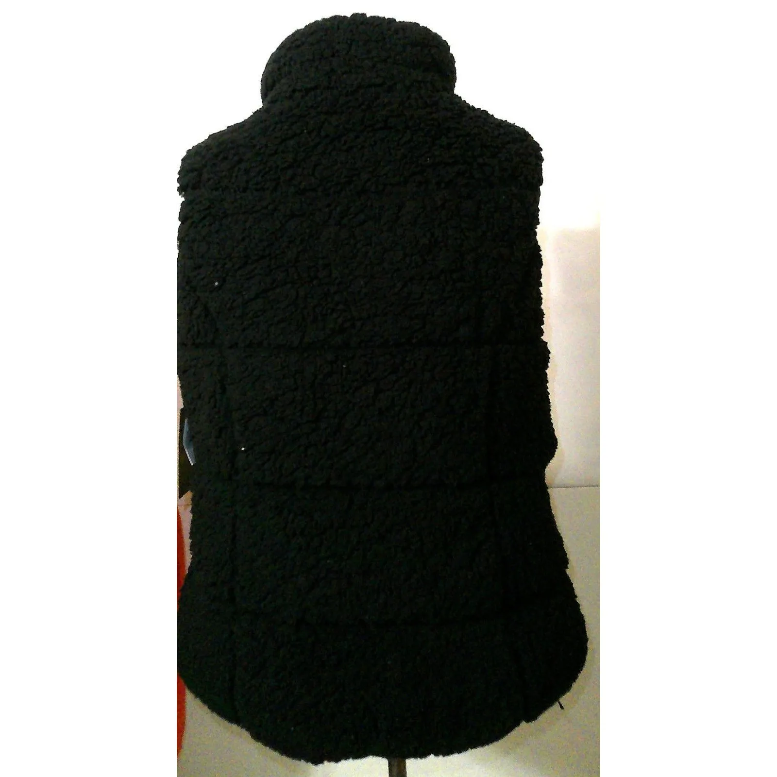 NWT 3X Womens Weatherproof Faux Sherpa Fleece Fur Vest Black SOFT Snap Zipper - Image 6