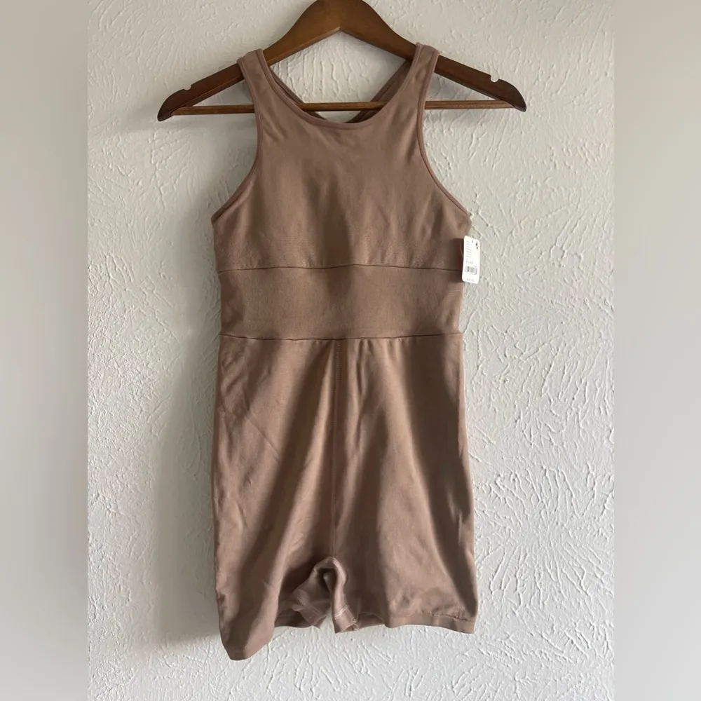 NWT  Every Single Time Runsie. Size M/L - Image 4