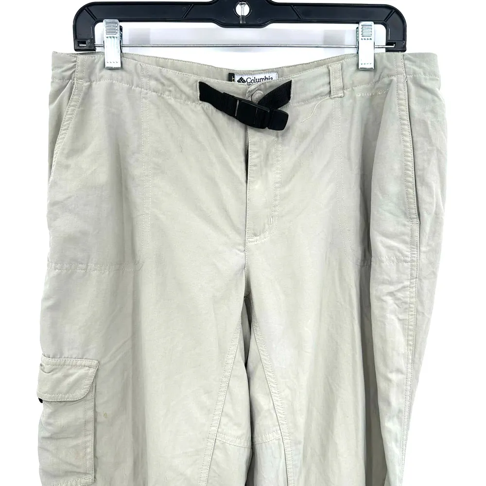 Columbia GRT size 12 khaki color cargo style pants with built in belt zip pocket - Image 3