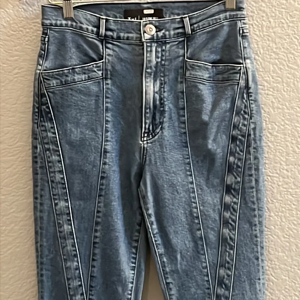 3x1 and  W4 Paneled Skinny Jeans in Dusk Blue Wash Size 27 - Image 4