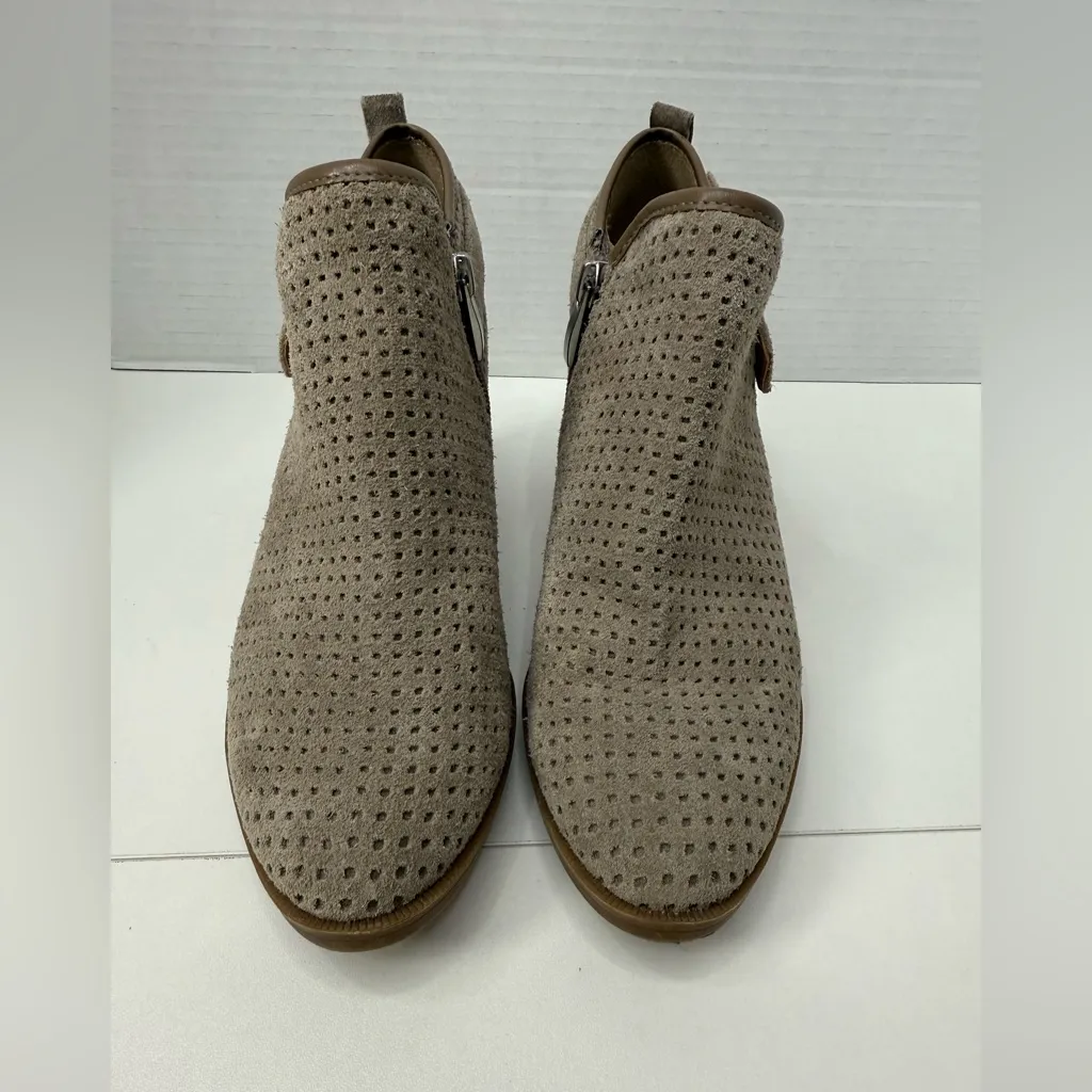 Franco Sarto Perforated Taupe Ankle Booties size 6.5 - Image 4