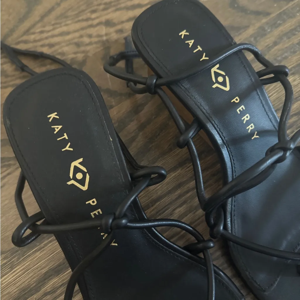 Katy Perry black irisia strappy wooden block wedge heel sandal matte black Size 7.5 - Image 6