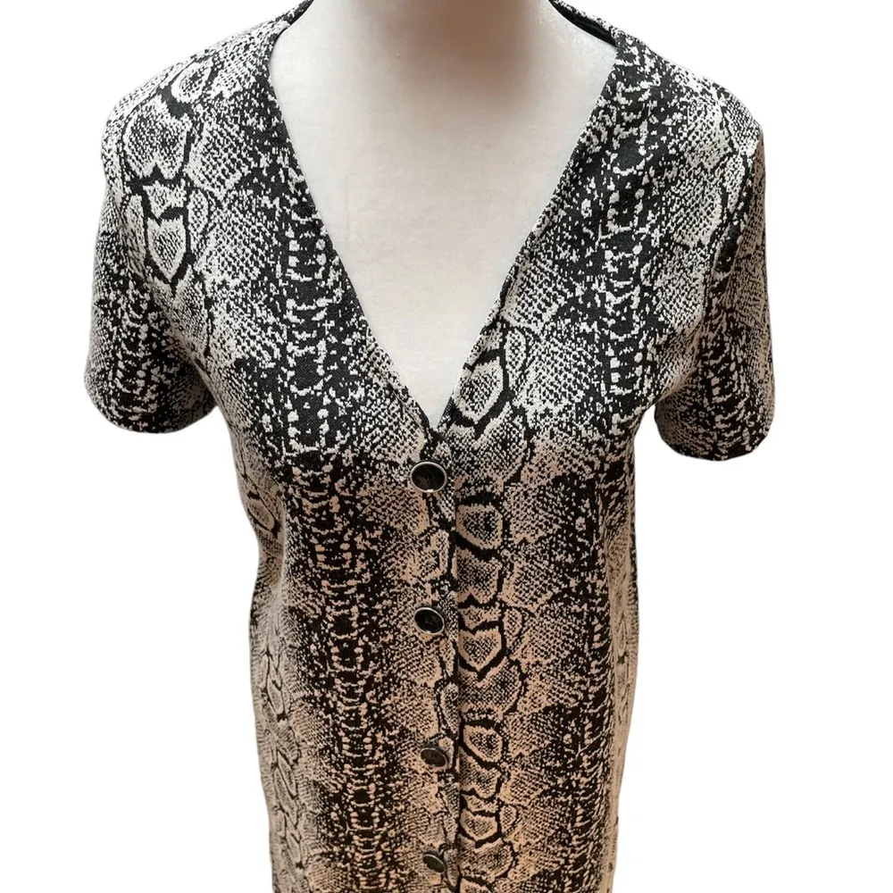 MNG Casual Brown & Off White Snakeskin Button Front V - Image 3