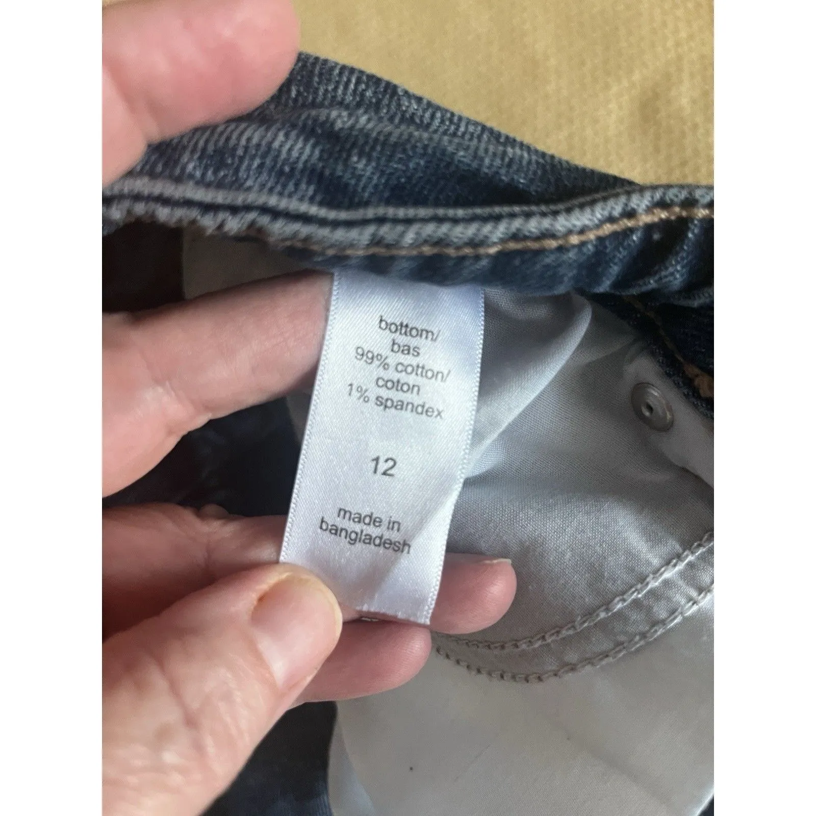 Maurices Denim Shorts Size 12 Blue Patches Raw Hem Mid-rise - Image 6