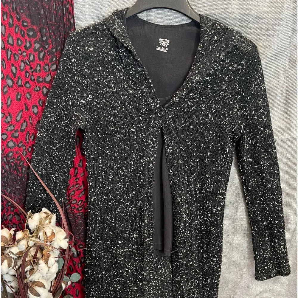 Modern Cardigan for Women Size L by Necessary Objects - Image 2
