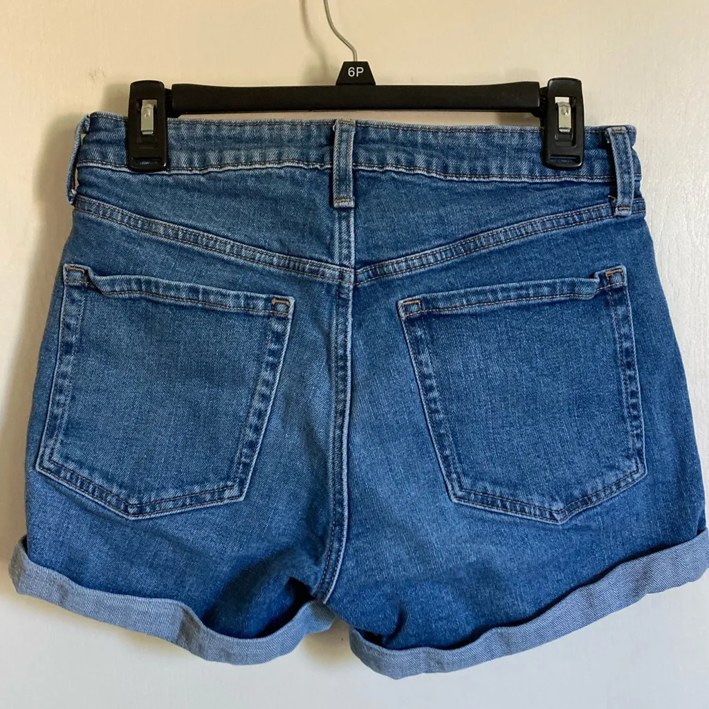 🌞Old Navy O.G. Short High Rise Medium Wash Distressed Cuffed Denim Shorts - Image 6
