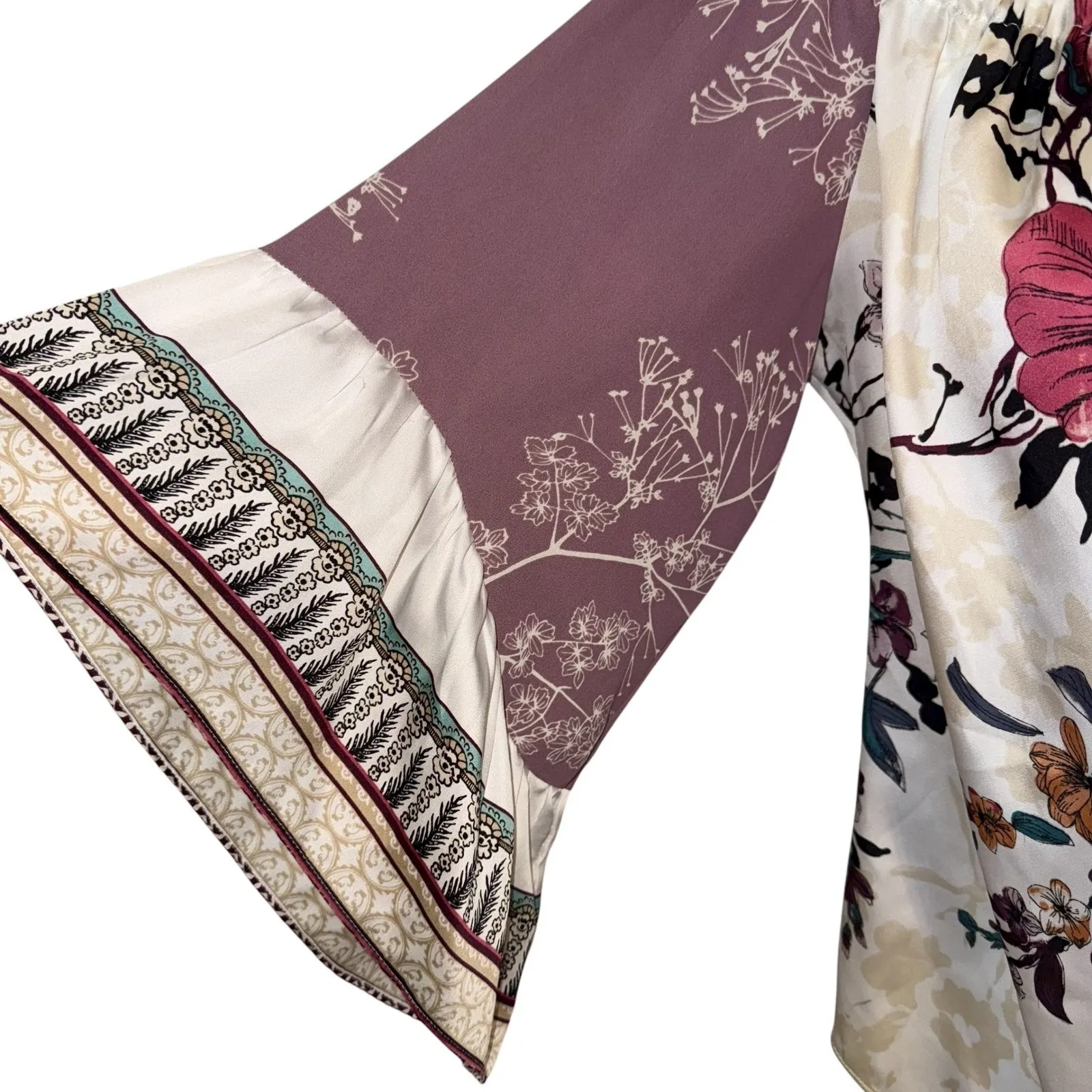 WHITE‎ HOUSE BLACK MARKET Floral On/Off Shoulder Belled Sleeve Satin Top Size MP - Image 5