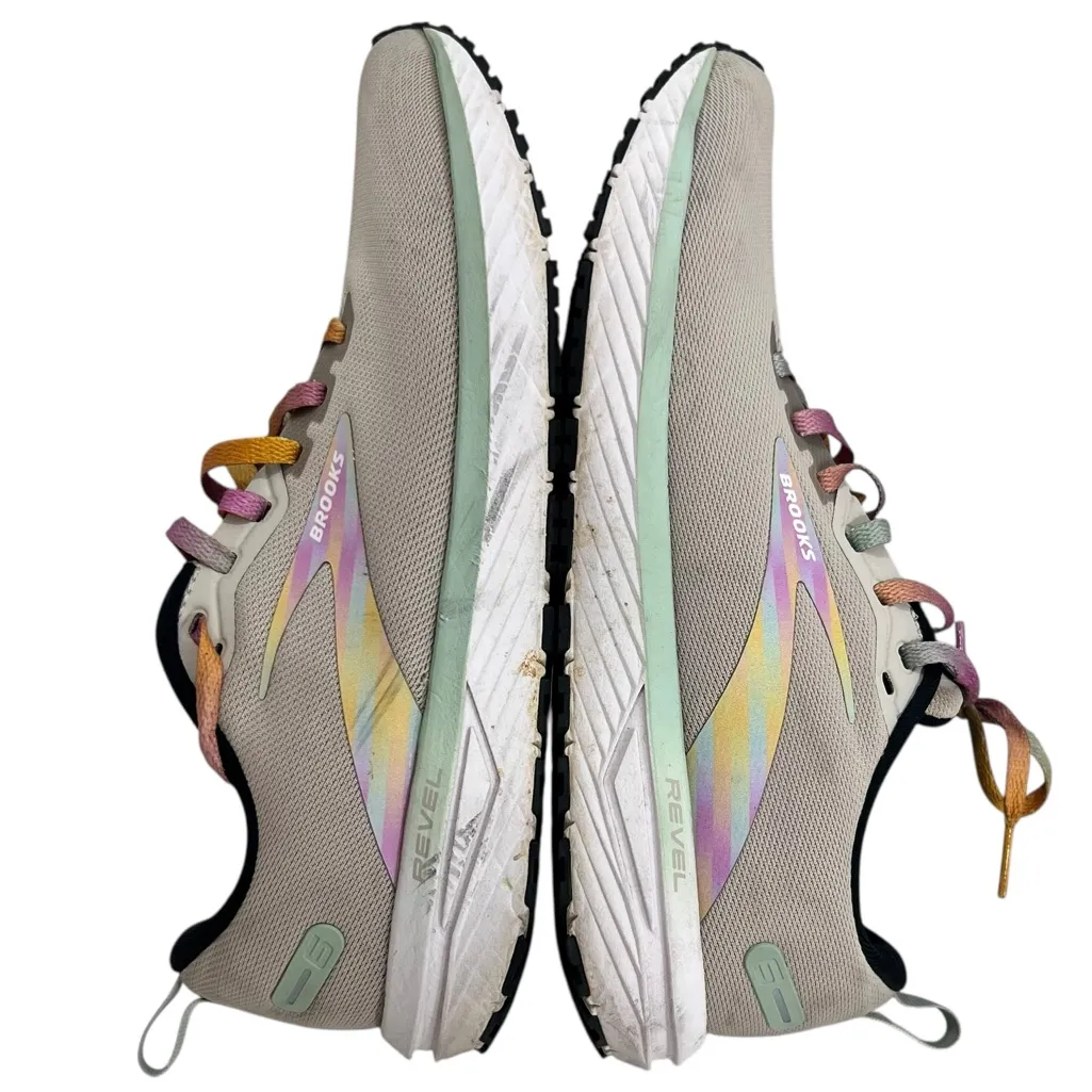 Brooks Revel 6 Running Shoes Sneakers Limited Edition White/Silver Lining/Black - Image 7