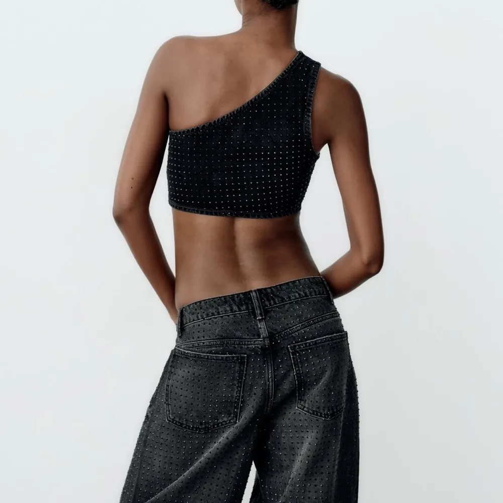 NWT ZARA RHINESTONE ASYMMETRICAL BLACK DENIM CROP TOP - Image 2