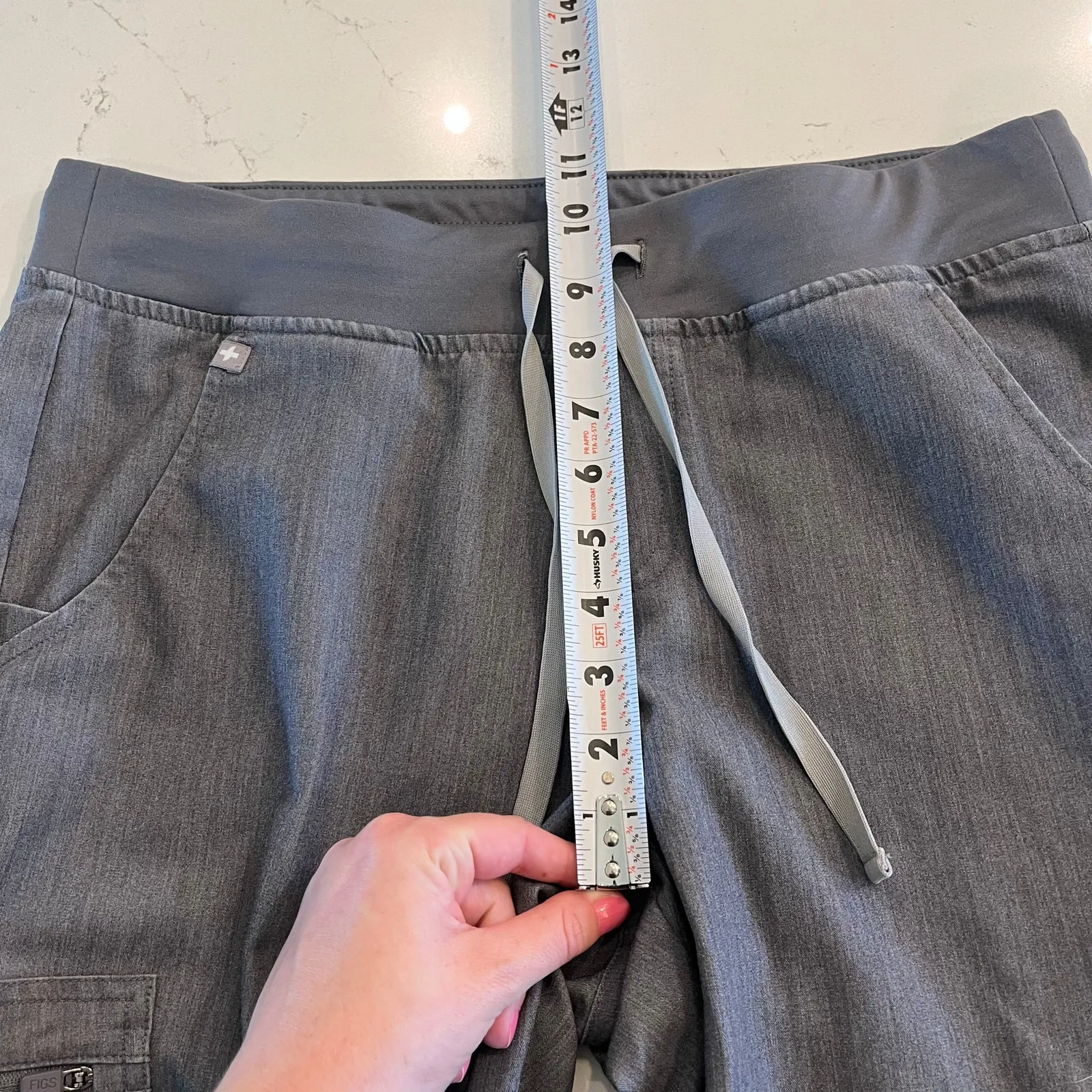 FIGS ‎ Zamora Jogger Scrub Pants in Graphite size Medium Petite - Image 9