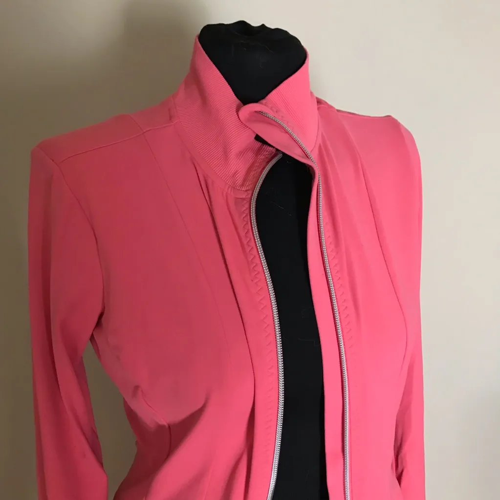 Athleta Women's Coral Pink Jacket - Image 2