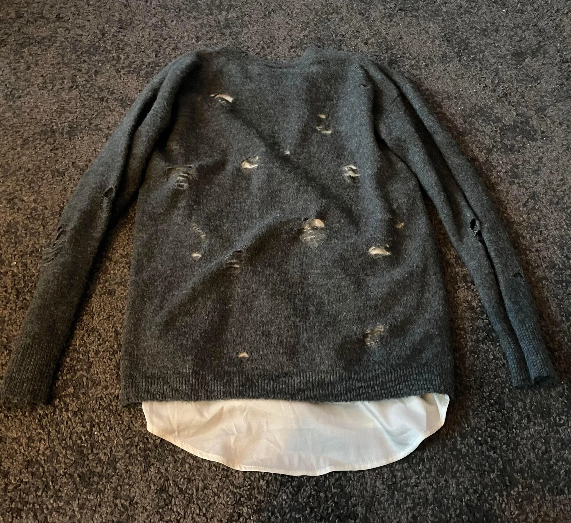 b+ab distressed oversized sweater - Image 3