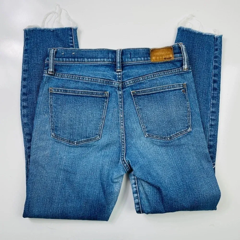 Madewell 9" High-Rise Skinny Crop Jeans in Bruce Wash‎ Size 27 - Image 11