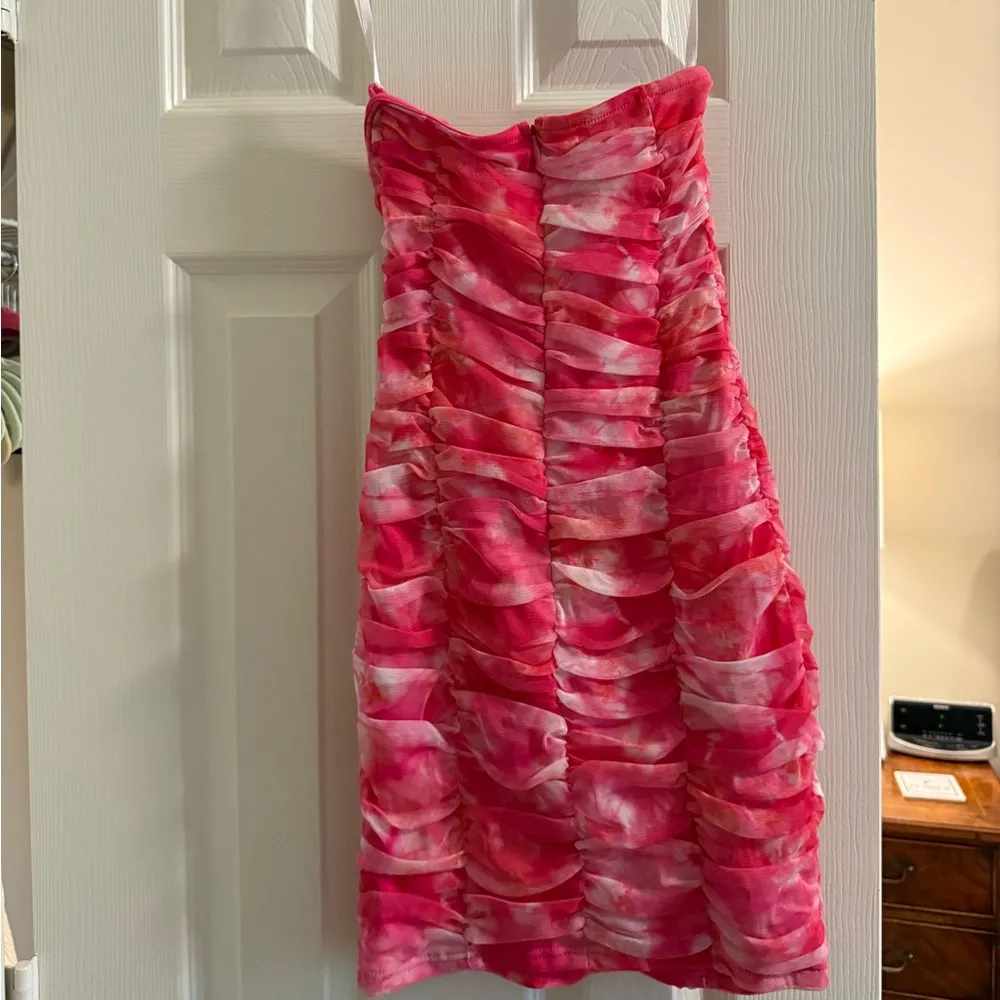 Superdown Pink Tie-Dye Strapless Dress NWT - Image 3