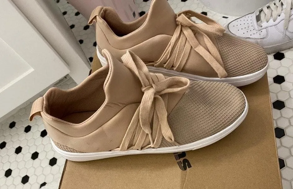 Steve Madden Sneaker - Image 2