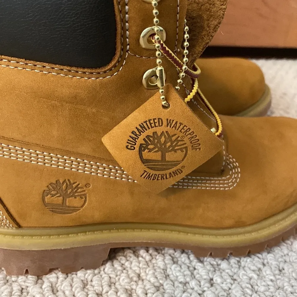 Timberland Size 6 Women's Icon 6'' Waterproof Casual Boots NEW Wheat Color - Image 7