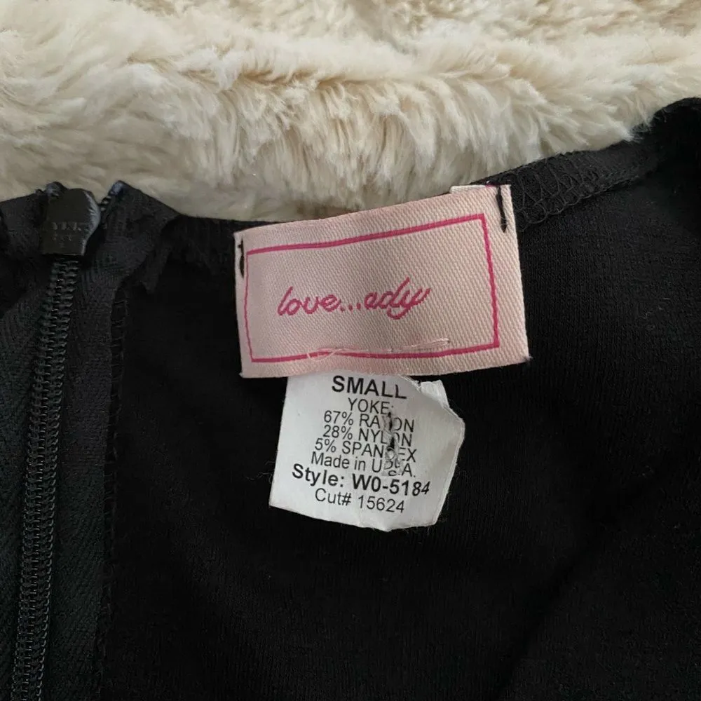 Love...ady body con dress - Image 4