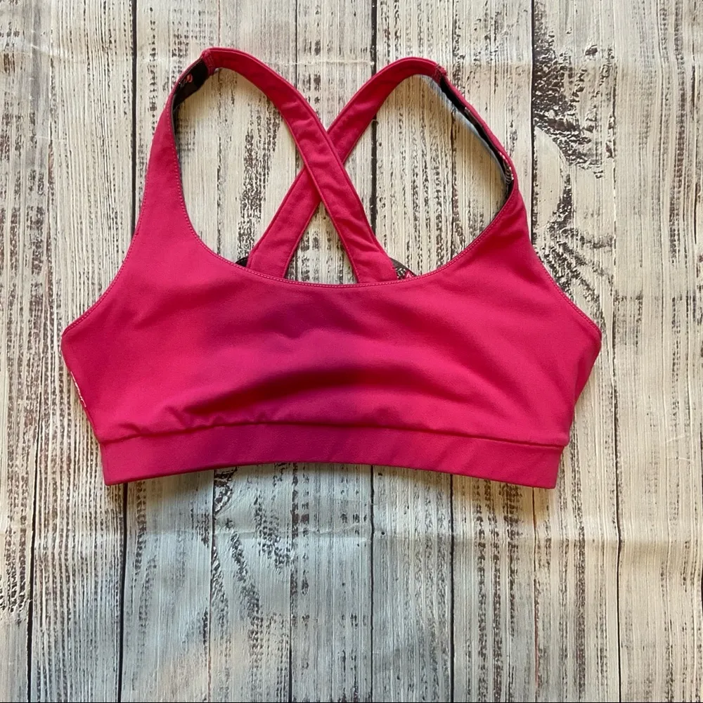Fabletics  Camo For The Cure Reversible Sports Bra. Size XSmall. - Image 6