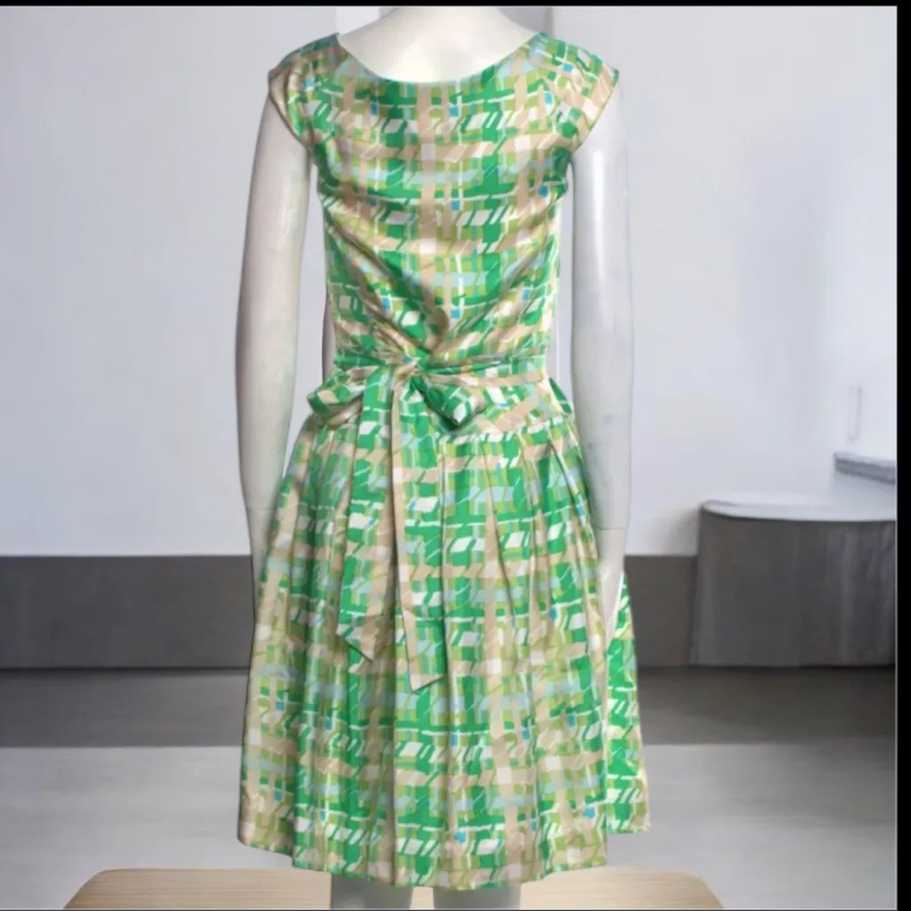 Kate Spade New York SILK RETRO
Plaid Fit & Flare Dress 60s Style Size
4 - Image 6