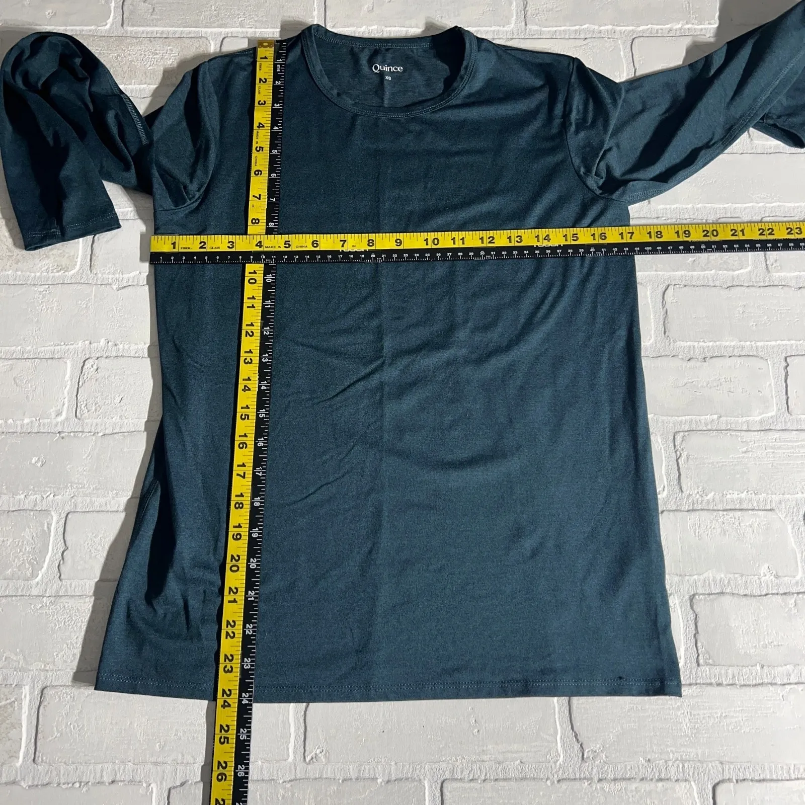 Quince Flowknit Breeze Long Sleeve Top Women XS Navy Thumbholes Stretch Active - Image 2