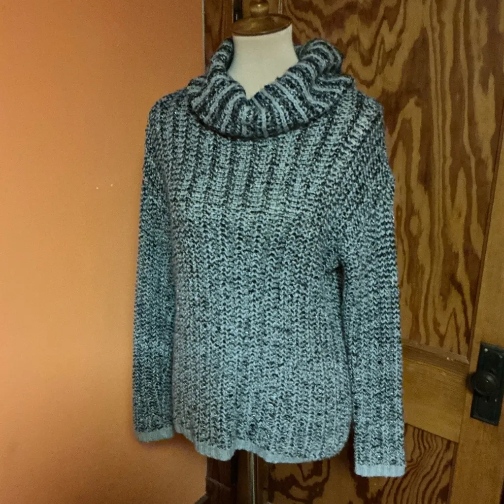 Tribal Grey Chunky Turtleneck Sweater Gray Size M - Image 9