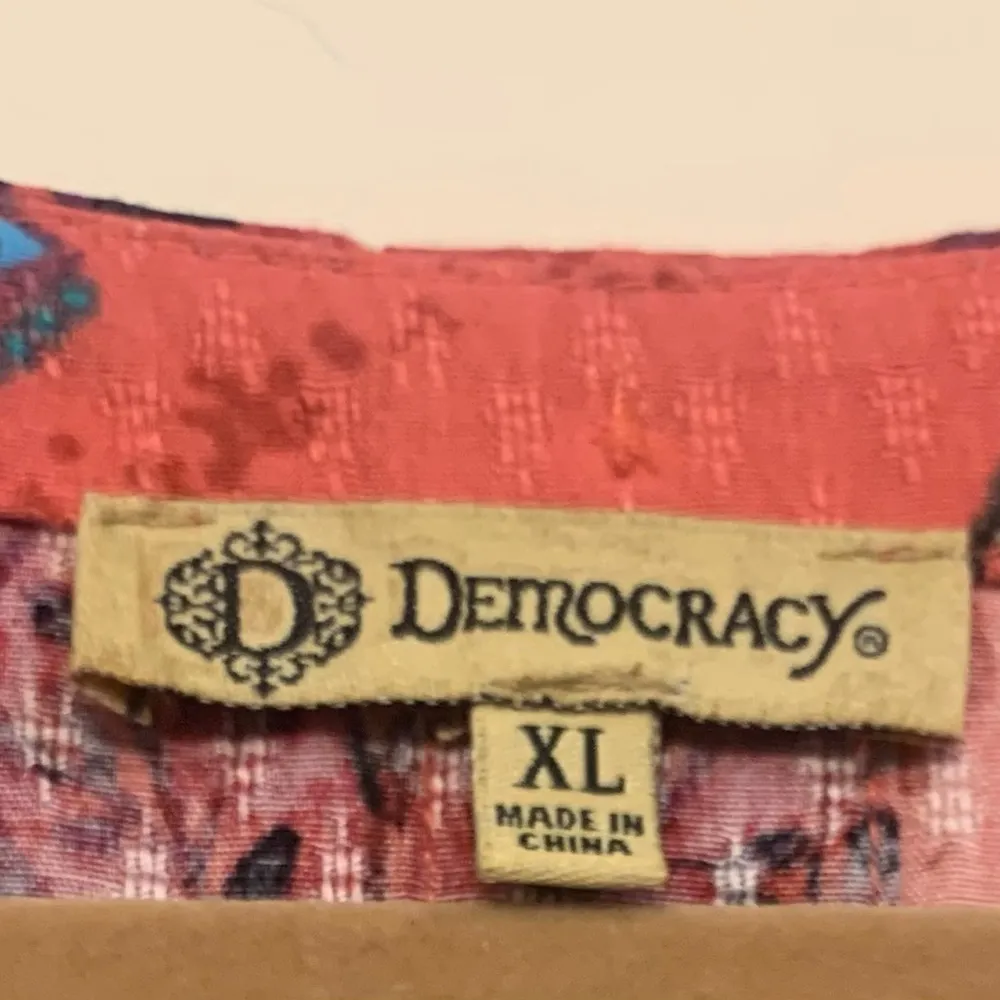 Democracy Peach/Pink Floral Print Midi 1x Dress.       2128 - Image 3