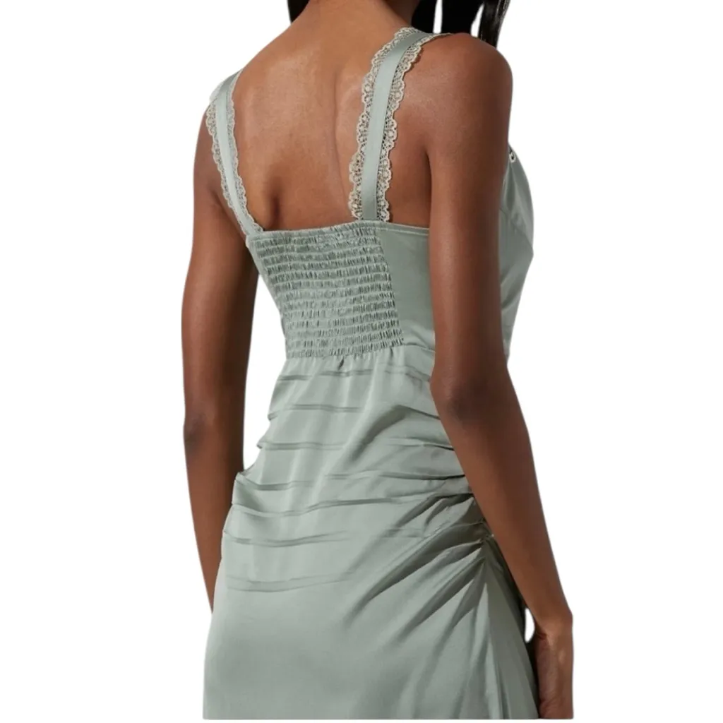 ASTR The Label - NWT Alva Ruched Lace Trim Midi Slip Dress Sage Green Sz S - Image 3