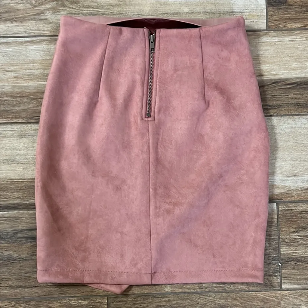 Seek the label pink faux suede mini skirt - Image 4