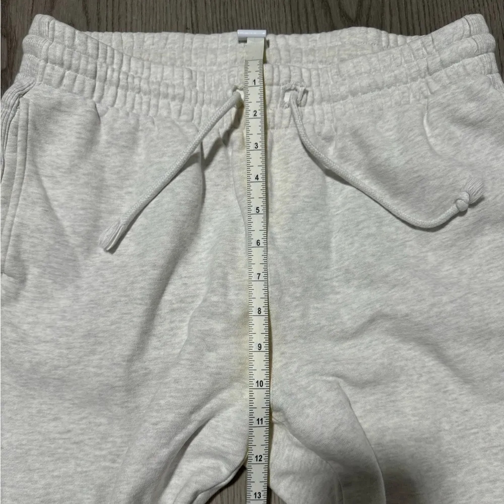 The Comfy TNA Cozy Fleece Boyfriend Grey Basic Women’s Casual Sweatpants size Medium - Image 5