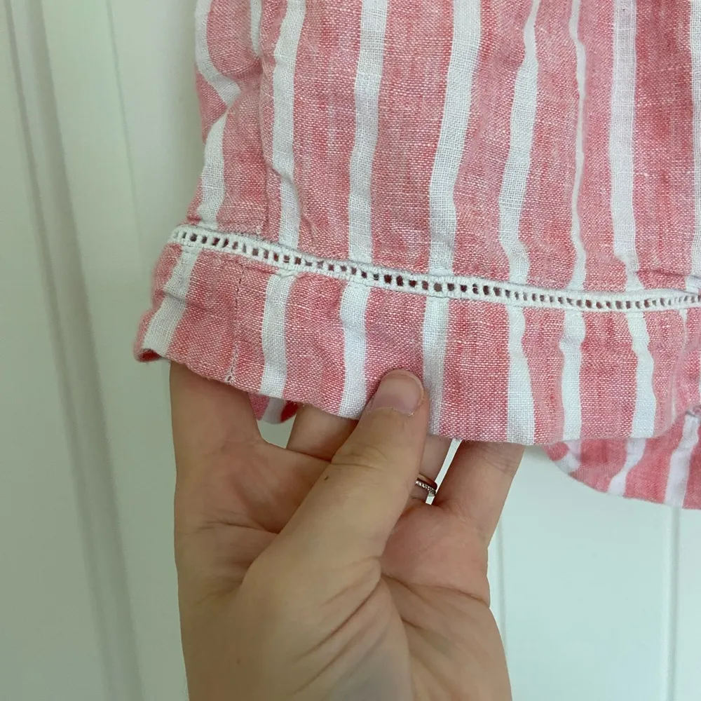 C&C California women’s 100% linen‎ striped shorts — medium - Image 3