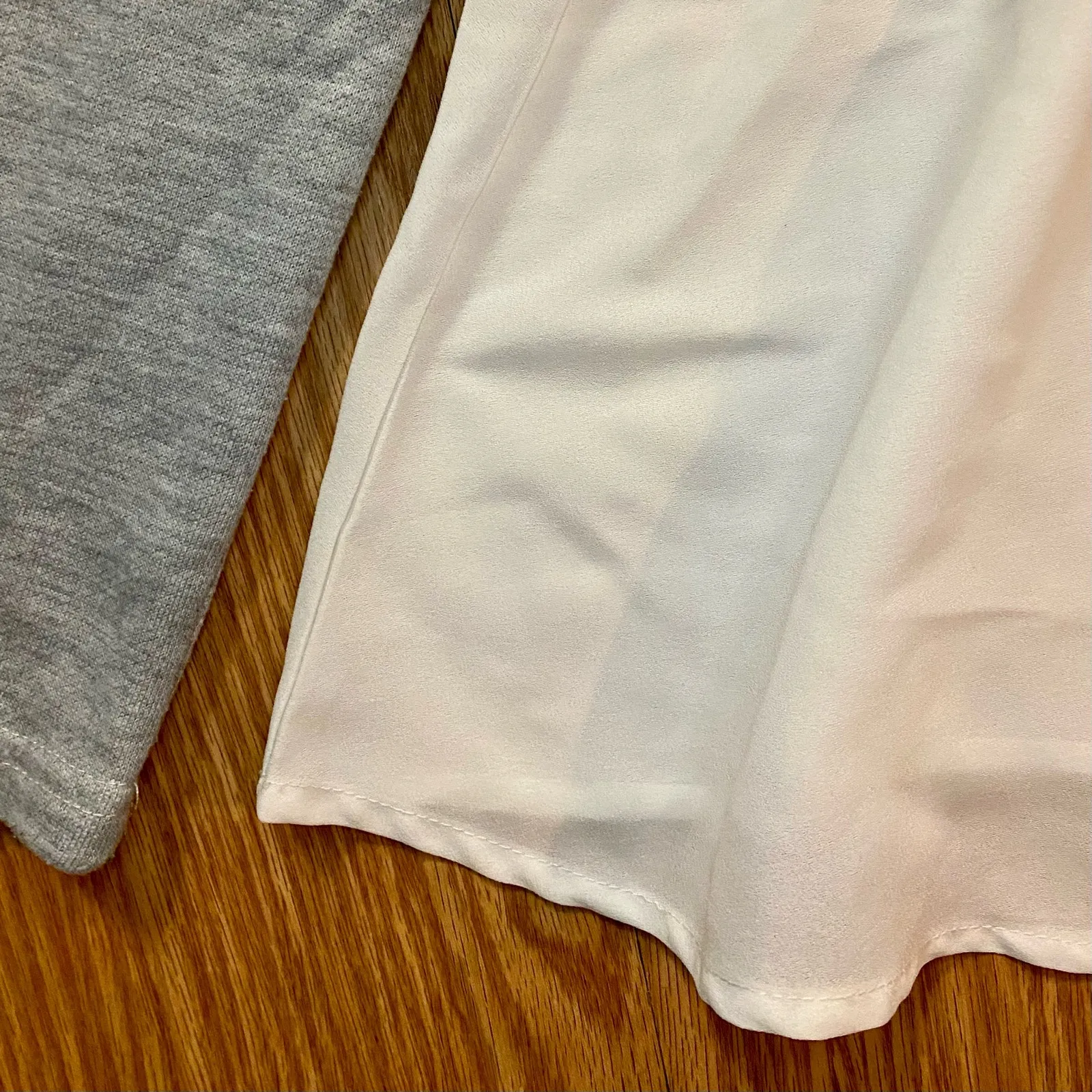 Gray Layered Pullover Sweater Top Womens Medium - Image 6