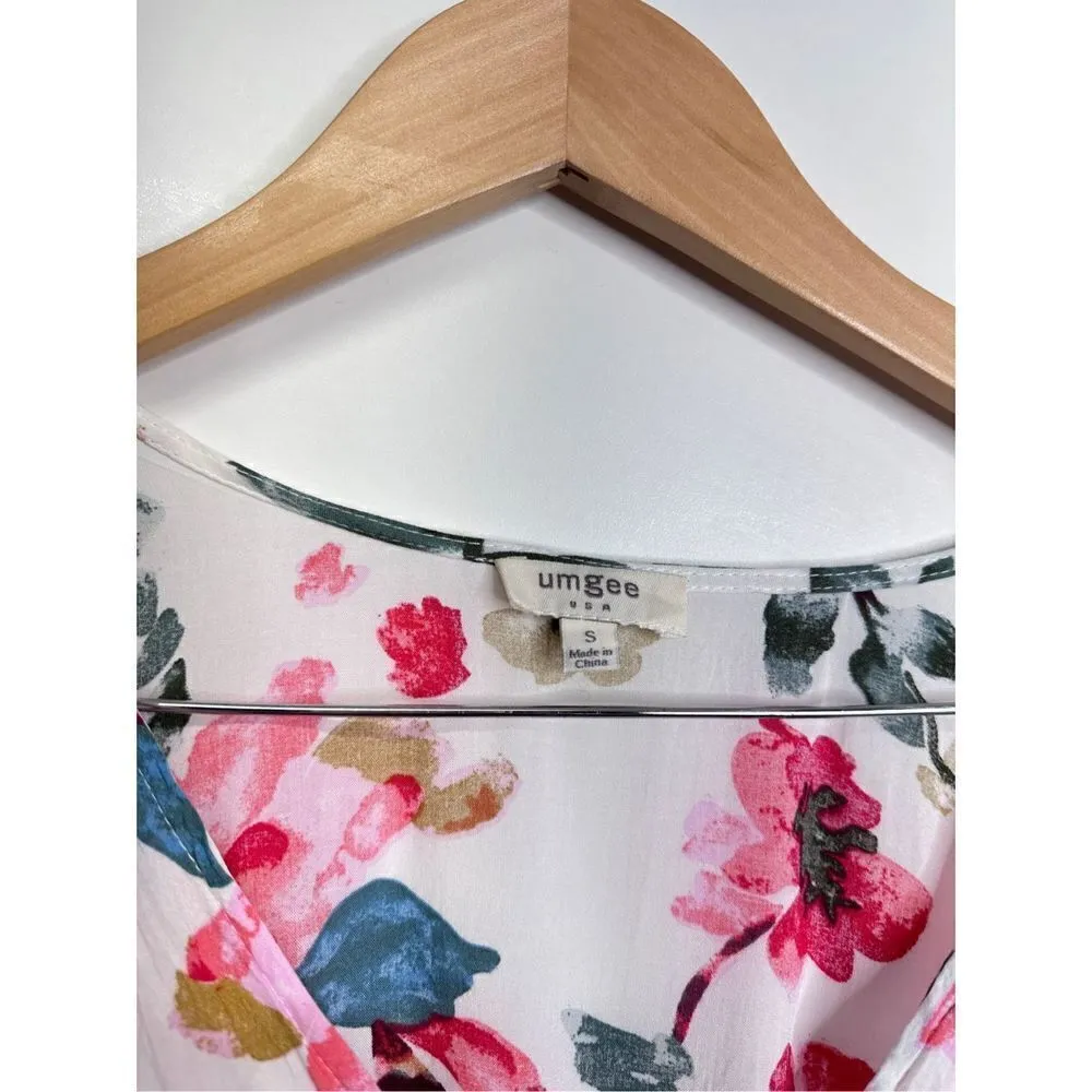 Umgee Romper Womens Floral Lightweight Cold Shoulder Size Small - Image 3