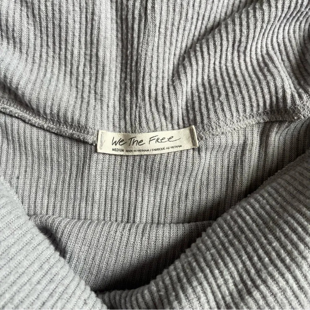 FREE PEOPLE - SNOWBUNNY OFF THE SHOULDER TOP IN GREY - Image 5