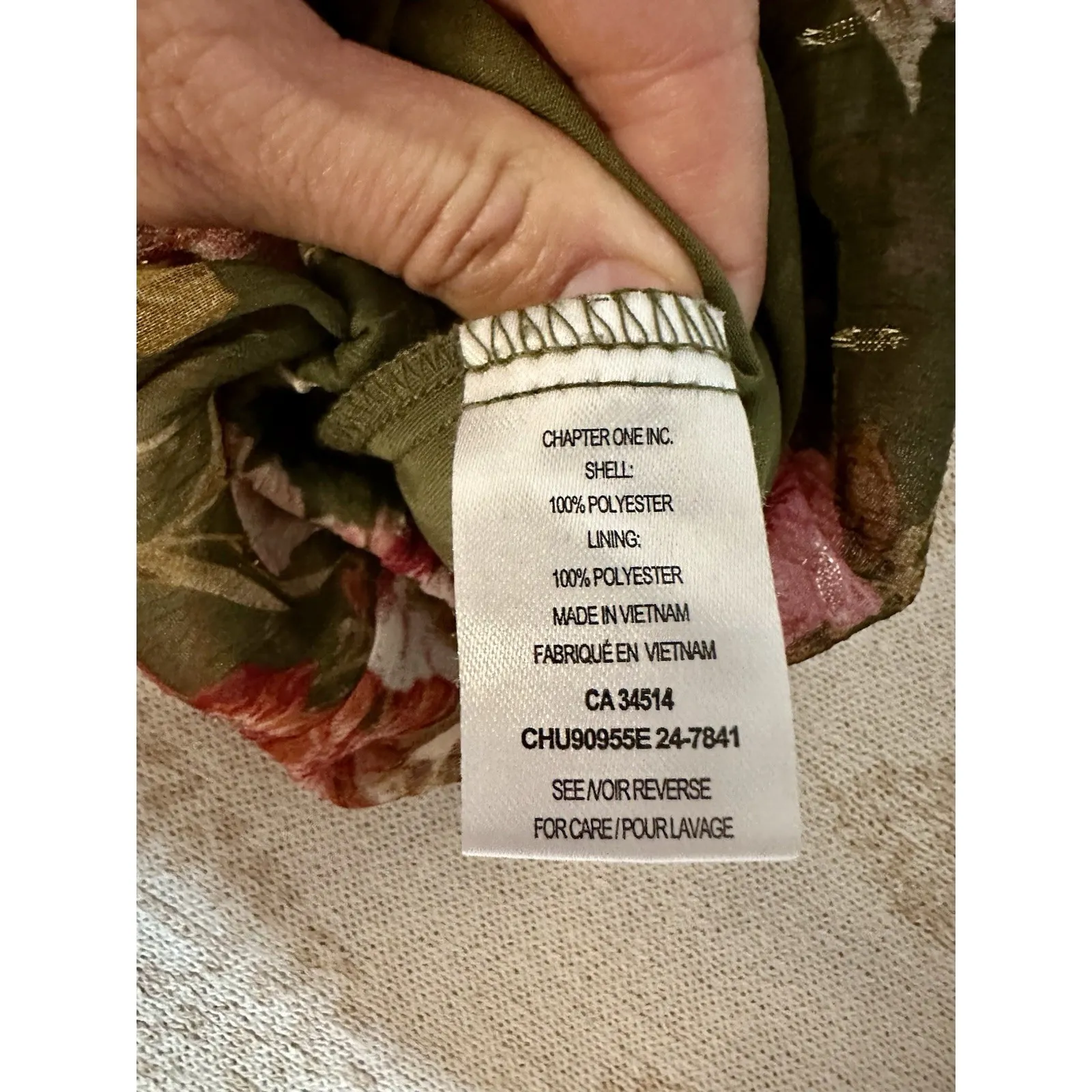 Haver & Blair London Ruffleneck Floral Blouse Top, Small - Image 9