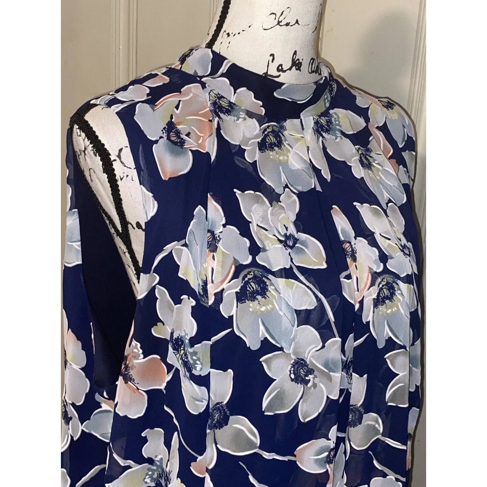 LANE BRYANT Sz 22 Navy Floral Sleeveless High-Neck Back Tie Front Pleated Dress - Image 15