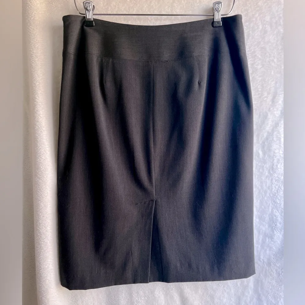 ALFANI Pencil Skirt, Lined, Knee length, Gray Size 10 - Image 3