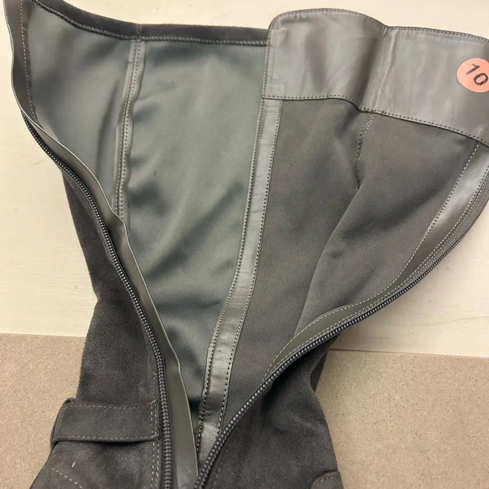 Bandolino High boots. Suede..10 M. Look sexy for coming up seasons! No flaws - Image 2