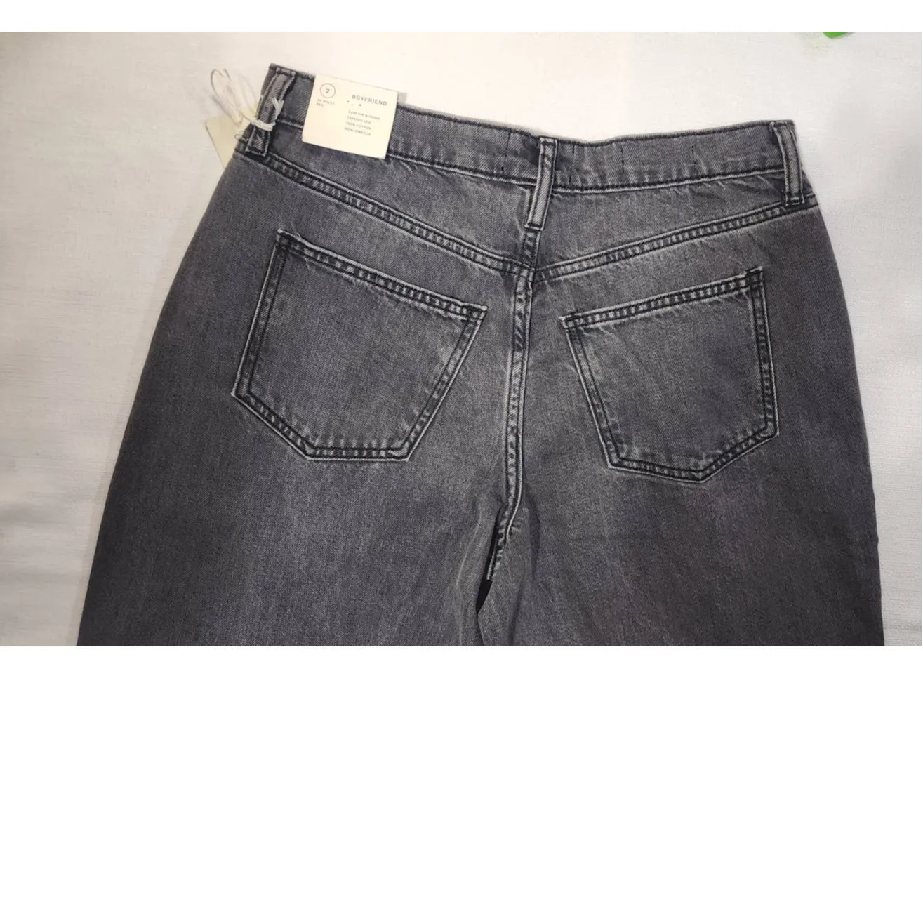 woman's boyfriend black jeans 26 waist universal thread - Image 10